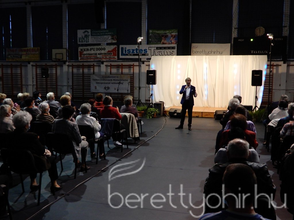 Soltész Rezső koncert az Idősek Napján 49